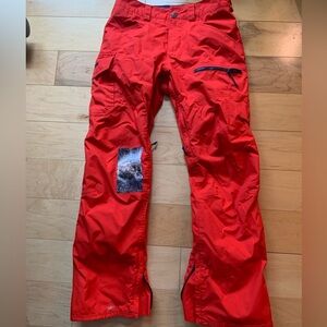 Men’s Burton Covert snowboard ski snow pants  small flame red Thermolite